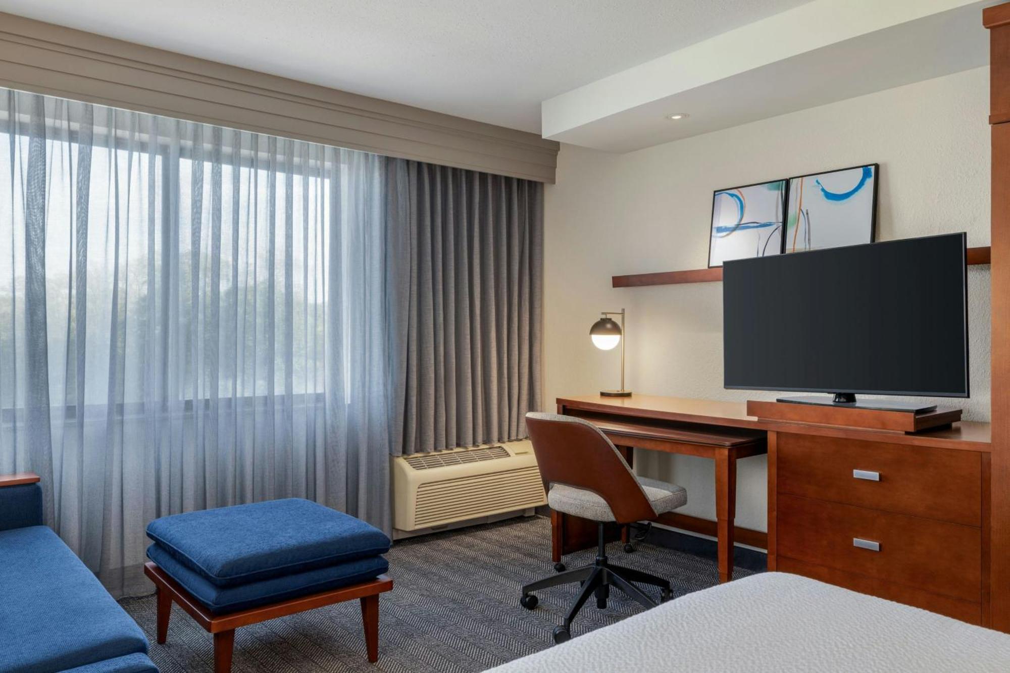 Hotel Courtyard Mt. Holly Westampton Exterior foto